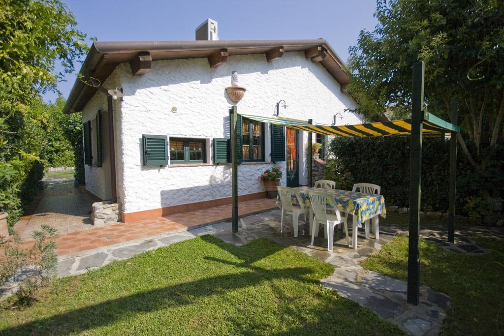 Case Vacanza La Ventura Massarosa Bagian luar foto